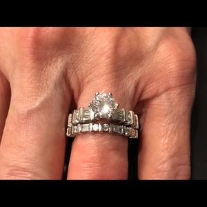 1.3ct AAA Crystal Engagement Wedding Set Platinum.
